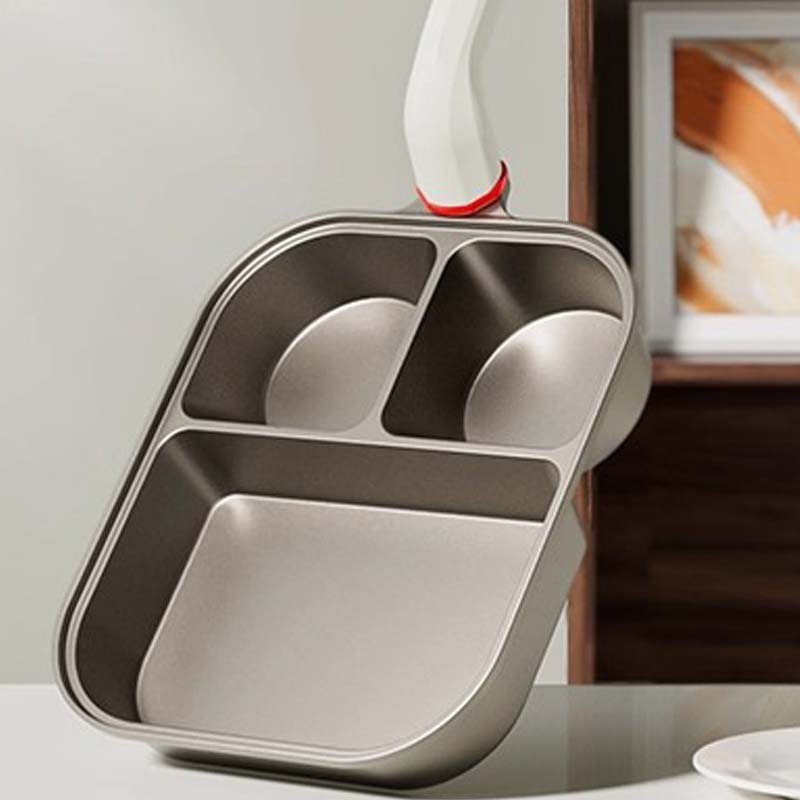 Aarenza 3-in-1 cup-shaped large capacity kitchen pan with handle, ideal for versatile cooking and meal preparation.