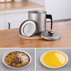 Arenzza stainless steel kitchen oil jar with a sleek, modern design for storing cooking oil in the kitchen.