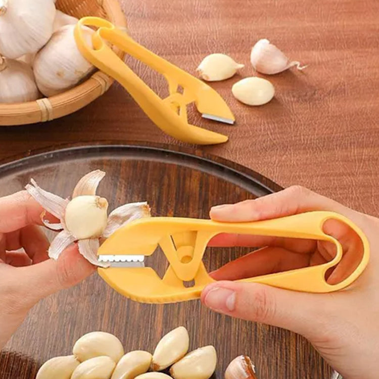 Arenzza fast and portable garlic peeler in a kitchen setting, showing its compact design and easy-to-use features.
