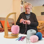 Arenzza wooden yarn holder with spinning mechanism for knitting and crochet, featuring magnetic thread spool and wool ball winder.