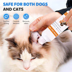 Arenzza ear cleaner for dogs and cats, pet supplies, showing a bottle of ear cleaning solution with applicator tip.