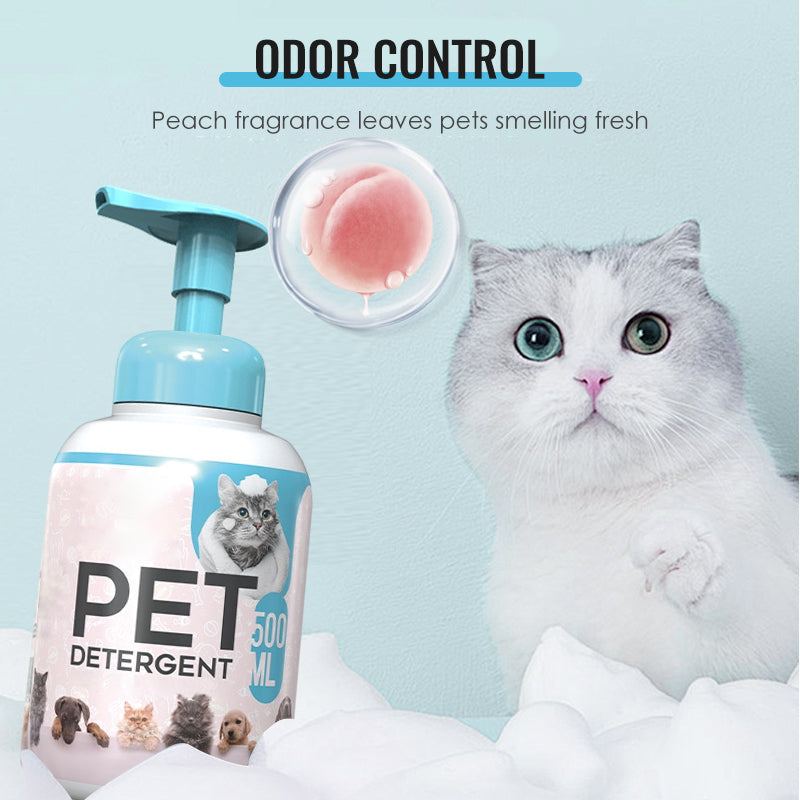 Arenzza Waterless Cleansing Shampoo for dogs and cats, pet supplies in a bottle with a pump for easy use.