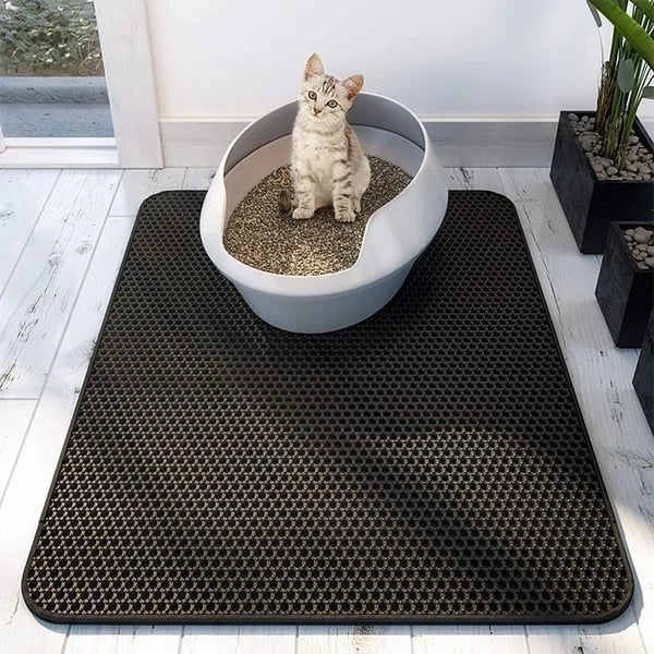 Arenzza non-slip cat litter mat with textured surface to trap litter and prevent slipping, ideal for pet supplies.