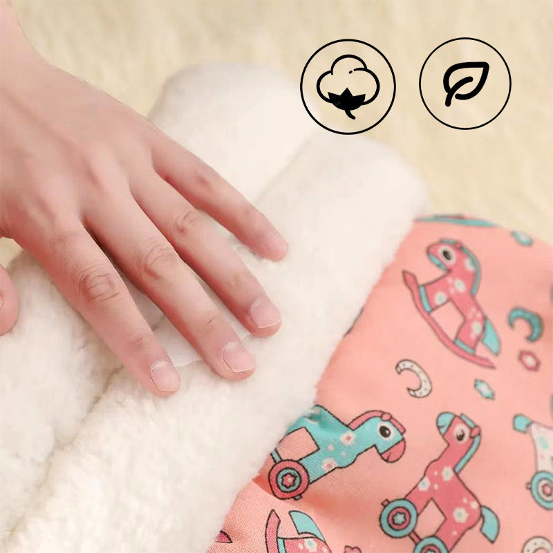A cozy Arenzza cat winter sleeping bag in soft, warm fabric, designed to keep pets comfortable and snug during cold weather.