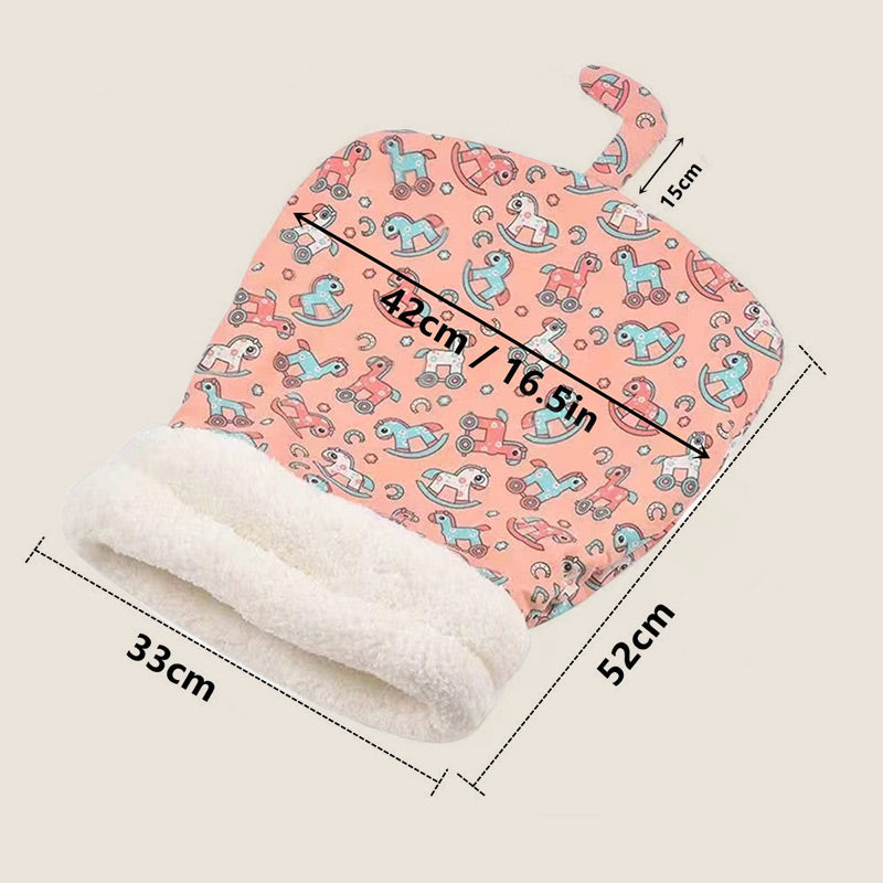 A cozy Arenzza cat winter sleeping bag with soft fabric, perfect for keeping your pet warm and comfortable during cold weather.