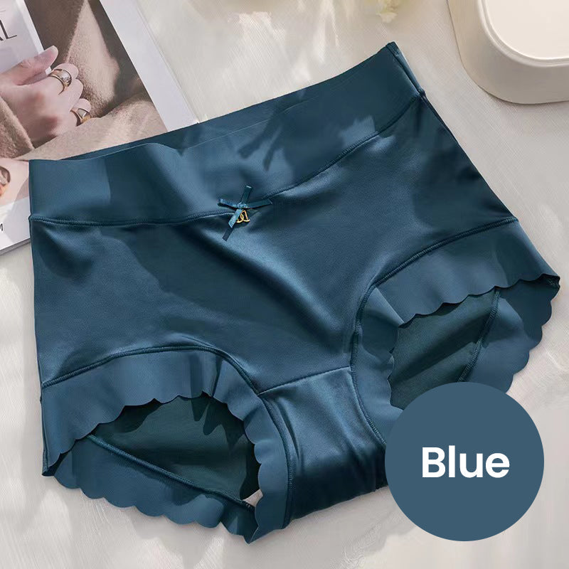 A pair of Arenzza Selleasy satin antibacterial moisture-absorbing panties with smooth, shiny fabric and comfortable fit.