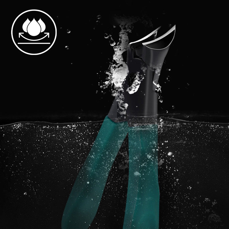 Arenzza Selleasy wide mouth angled nail clippers with anti-splash design and heavy-duty construction, shown in a close-up view.