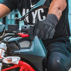 Arenzza Level 5 cut-resistant safety work gloves for outdoor activities, showing black and gray protective gloves designed for safety.