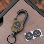 Arenzza retractable carabiner keychain with 65cm steel lanyard, lightweight, sturdy, suitable for outdoor and sports use