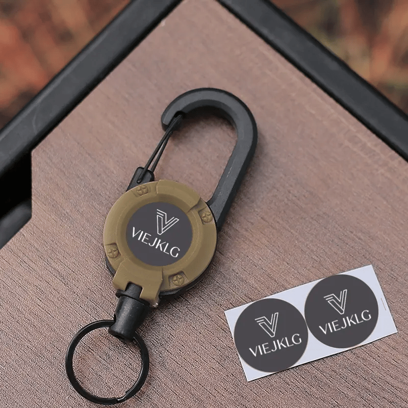 Arenzza retractable carabiner keychain with 65cm steel lanyard, lightweight, sturdy, suitable for outdoor and sports use