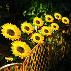 Aarenza sunflower solar garden lights with auto on/off, waterproof IP65, glowing in the dark, ideal for outdoor tools and garden decoration.