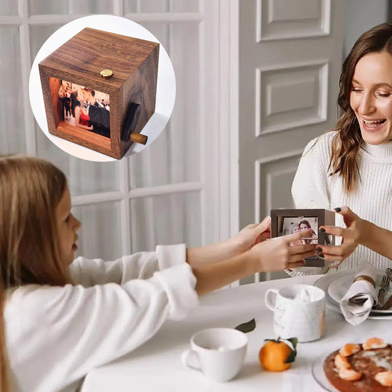 Arenzza Photo Display Rotary Flip Book showcasing colorful pages with photos, designed as a kids' toy and gift item.