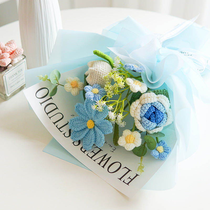 Handmade crochet flower bouquet toy by Arenzza, featuring delicate and colorful crocheted flowers arranged in a charming bouquet.