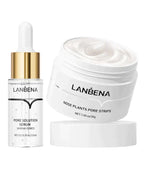 Aurenza Shop blackhead removal skin mask applied on nose and chin, showcasing clear, smooth skin after treatment.