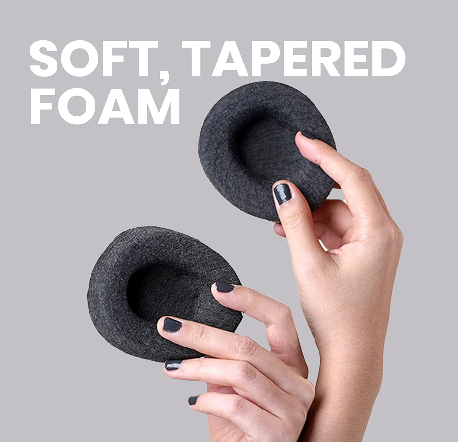 Aurenza Shop Eyelash Sleeping Mask™ in black fabric, designed to protect and enhance eyelash health during sleep.